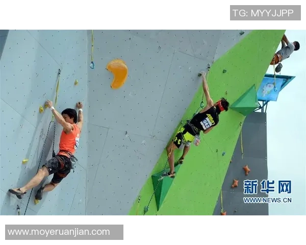 重庆攀岩队在极限运动会中的精彩节奏表现与技术分析